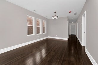 2118 S 59th Ave, Unit 3 in Cicero, IL - Building Photo - Building Photo