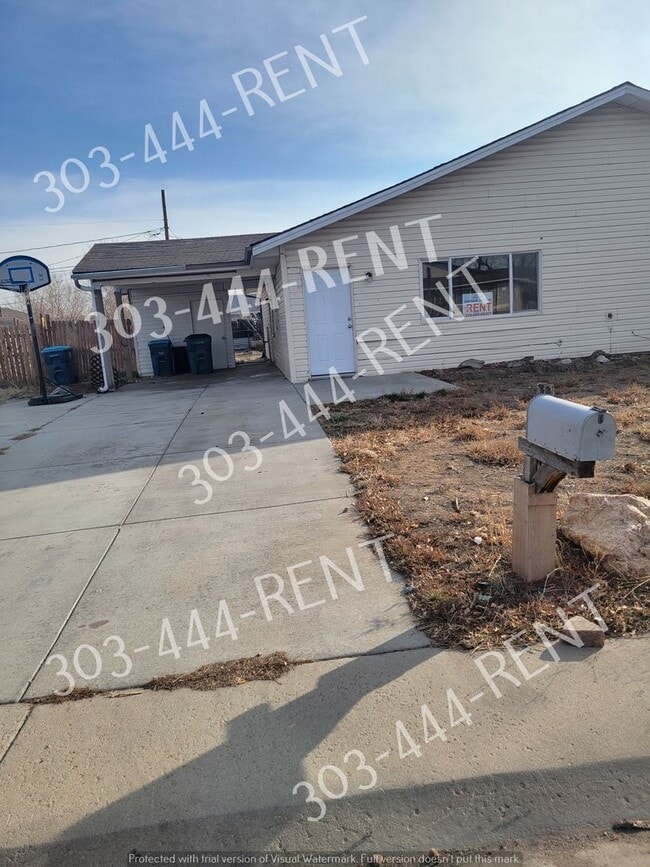 property at 7710-7720 Idlewild St
