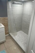 75 Carolina Ave in Newark, NJ - Foto de edificio - Building Photo