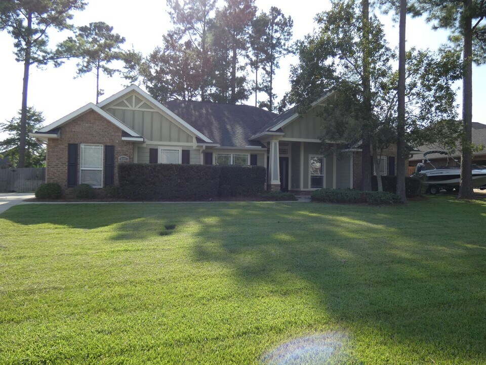 6017 Stonechase Boulevard in Pace, FL - Building Photo