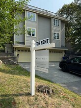 195 Forest St in Arlington, MA - Foto de edificio - Building Photo