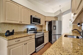 3407 Emerald Oaks Dr in Hollywood, FL - Building Photo - Building Photo
