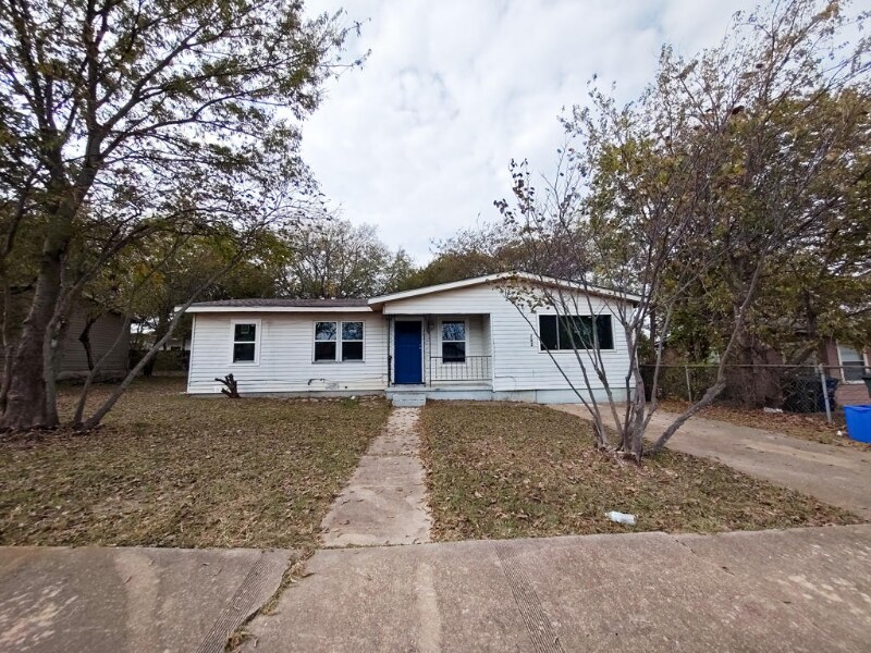 202 Margaret Lee St in Copperas Cove, TX - Foto de edificio