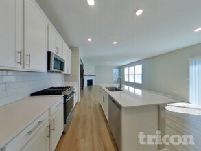 4883 Morenci Ct in New Palestine, IN - Foto de edificio - Building Photo