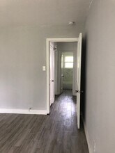 4555 Laredo Ave in Beaumont, TX - Building Photo - Building Photo