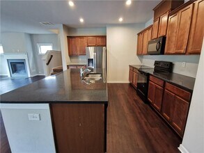 3525 Morgan Rd in Buford, GA - Building Photo - Building Photo