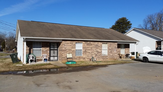 108 Howard St in Maryville, TN - Building Photo - Building Photo