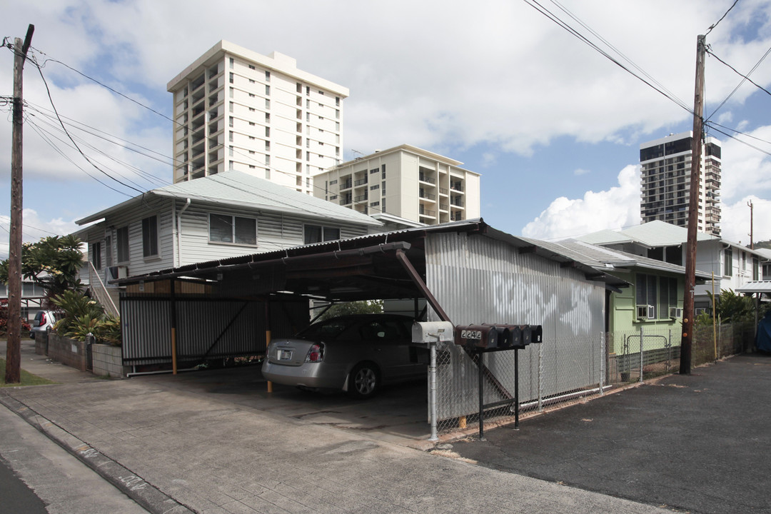 2338 Fern St in Honolulu, HI - Foto de edificio