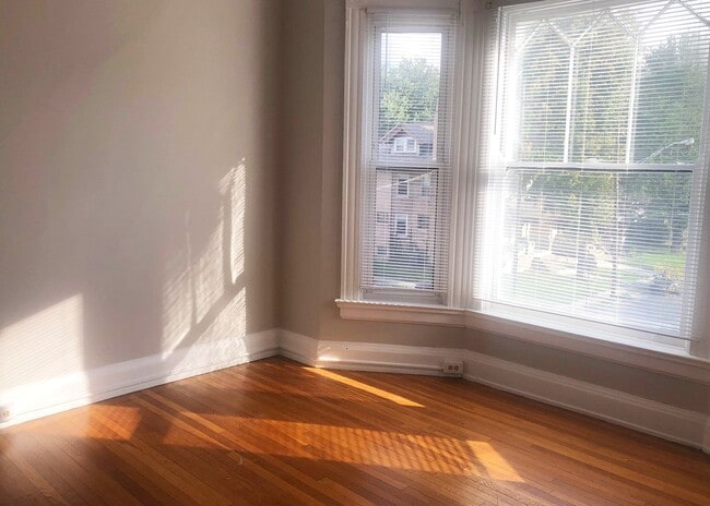 344-348 Howell Ave in Cincinnati, OH - Building Photo - Building Photo