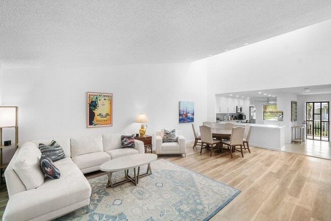 property at 61 Eastgate Dr