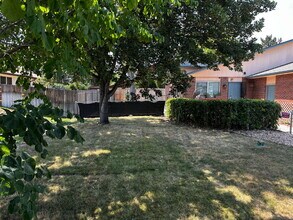 9561 Vance Ct in Westminster, CO - Building Photo - Building Photo