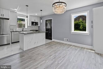 2014 34th St SE in Washington, DC - Building Photo - Building Photo