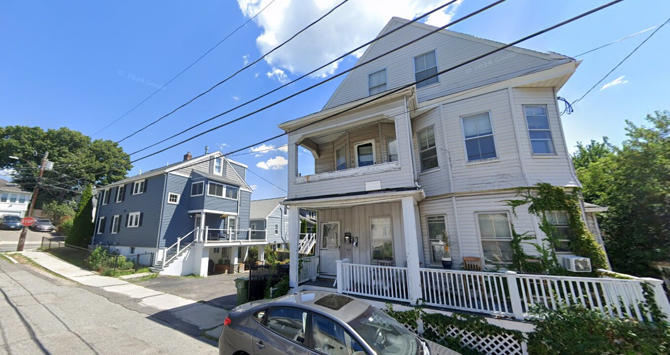 65 Olcott St, Unit 2 in Watertown, MA - Building Photo