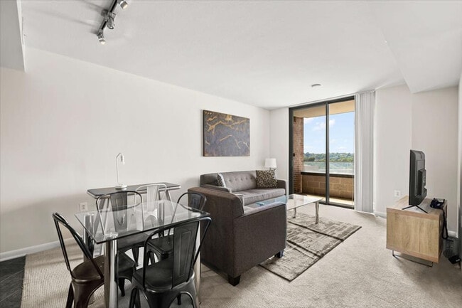 1405 S Fern St, Unit SI ID1039834P