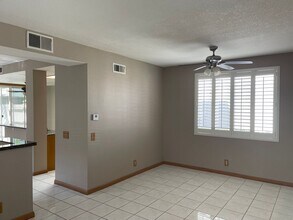 821 N Siavohn Dr in Orange, CA - Building Photo - Building Photo
