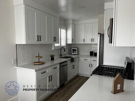 2923 Manhattan Ave in Hermosa Beach, CA - Building Photo