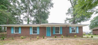 3826 Ukraine Dr in Columbus, GA - Building Photo