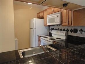 5219 Via Hacienda Cir in Orlando, FL - Building Photo - Building Photo