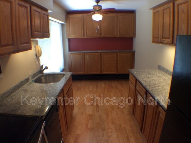 1111 Church St in Evanston, IL - Building Photo - Building Photo