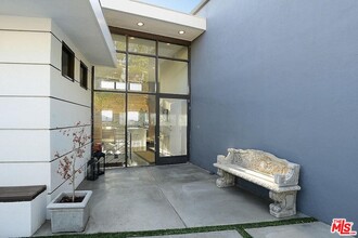 3223 Tareco Dr in Los Angeles, CA - Building Photo - Building Photo