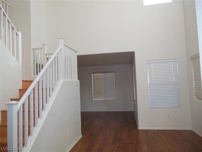 5510 Avent Ferry St in Las Vegas, NV - Building Photo - Building Photo