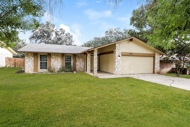 8450 Littleport in San Antonio, TX - Building Photo - Building Photo