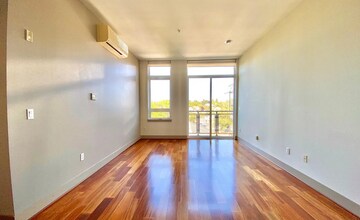 4547 8th Ave NE in Seattle, WA - Building Photo - Building Photo