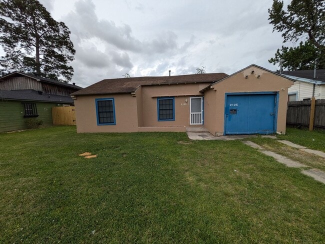 property at 2125 Earl St