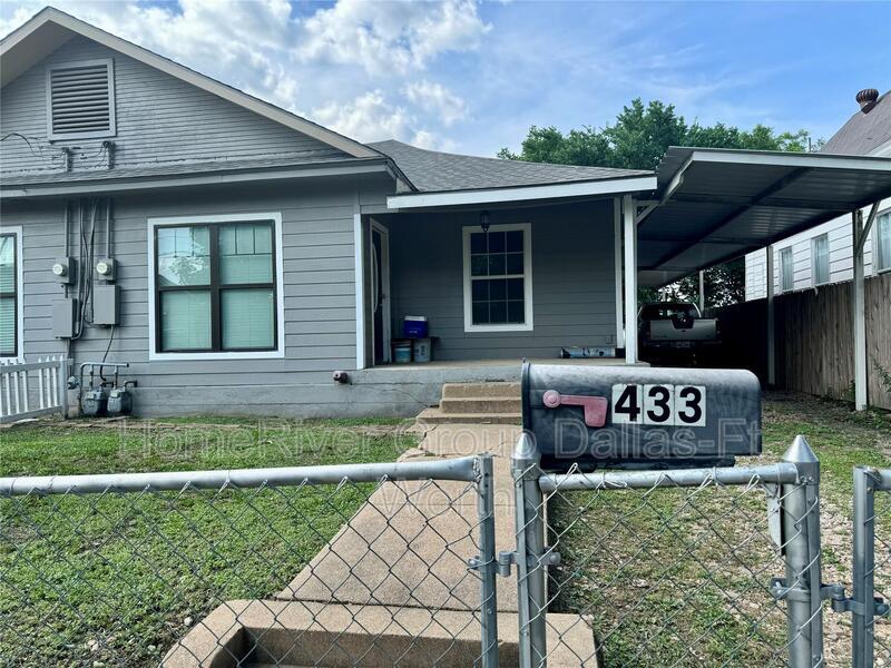 433 W Page Ave in Dallas, TX - Building Photo