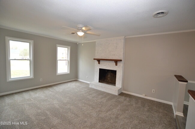 307 Stillwood Dr in Jacksonville, NC - Building Photo - Building Photo