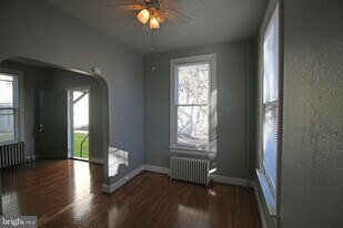 12 S Filbert St in Mechanicsburg, PA - Building Photo