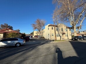 333 W 9th St in Tracy, CA - Building Photo - Building Photo