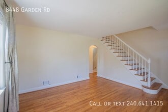 8448 Garden Rd in Pasadena, MD - Building Photo - Building Photo