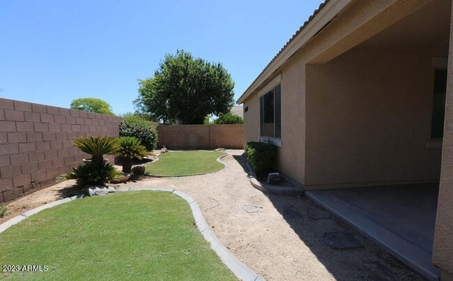 3462 E Powell Way in Gilbert, AZ - Building Photo - Building Photo