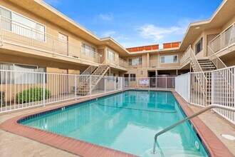 West Val in Los Angeles, CA - Building Photo - Building Photo