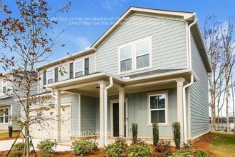 870 Pebble Blvd in Covington, GA - Foto de edificio - Building Photo