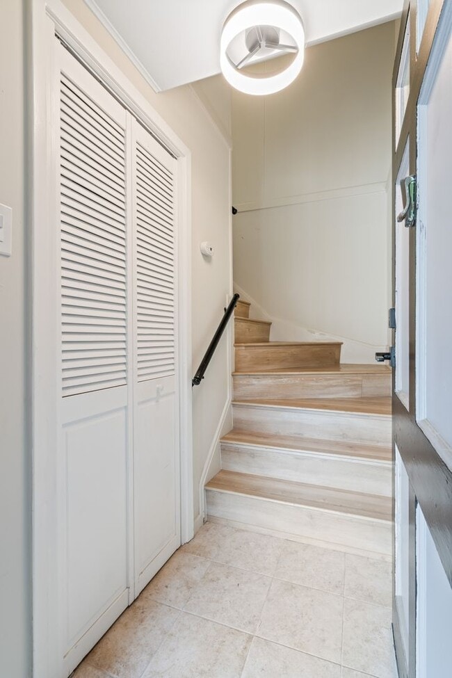686 Colby St in San Francisco, CA - Building Photo - Building Photo