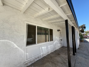 924 W Chestnut Ave in Santa Ana, CA - Building Photo - Building Photo