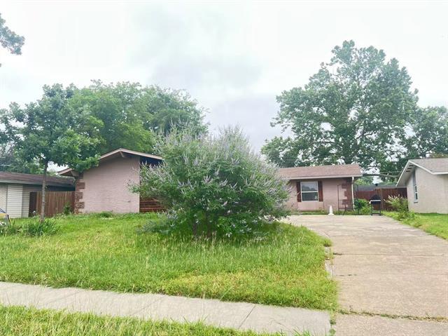 806 Woodland Way in Richardson, TX - Building Photo - Building Photo