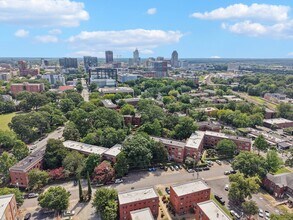 Cameron Court Apartments in Raleigh, NC - Foto de edificio - Building Photo