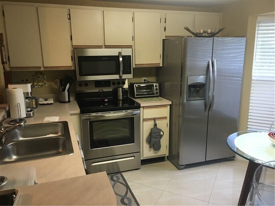 974-974 Jeffery St in Boca Raton, FL - Foto de edificio