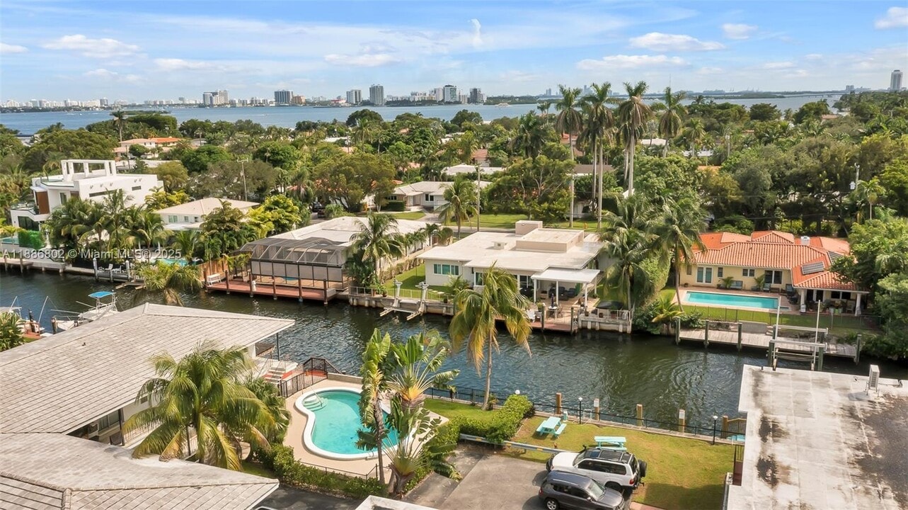 1316 NE 105th St in Miami Shores, FL - Building Photo