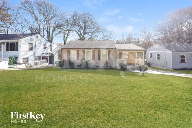 property at 942 Astor Ave SW