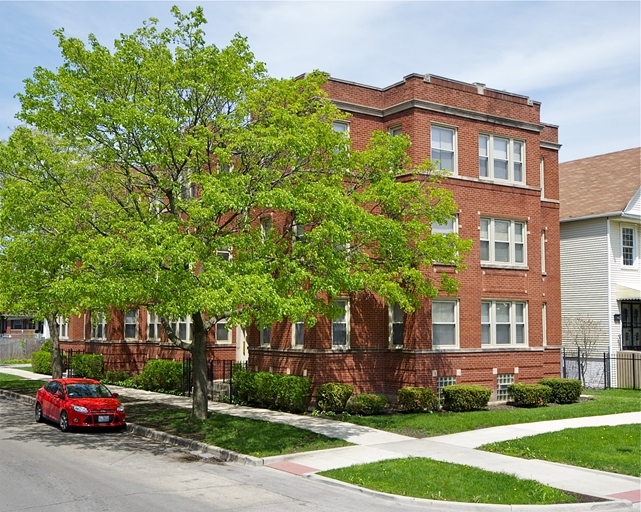 703-711 N Mayfield Ave in Chicago, IL - Foto de edificio - Building Photo