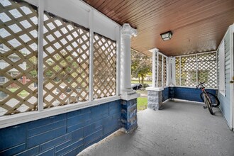 2826 E 124th St in Cleveland, OH - Building Photo - Building Photo