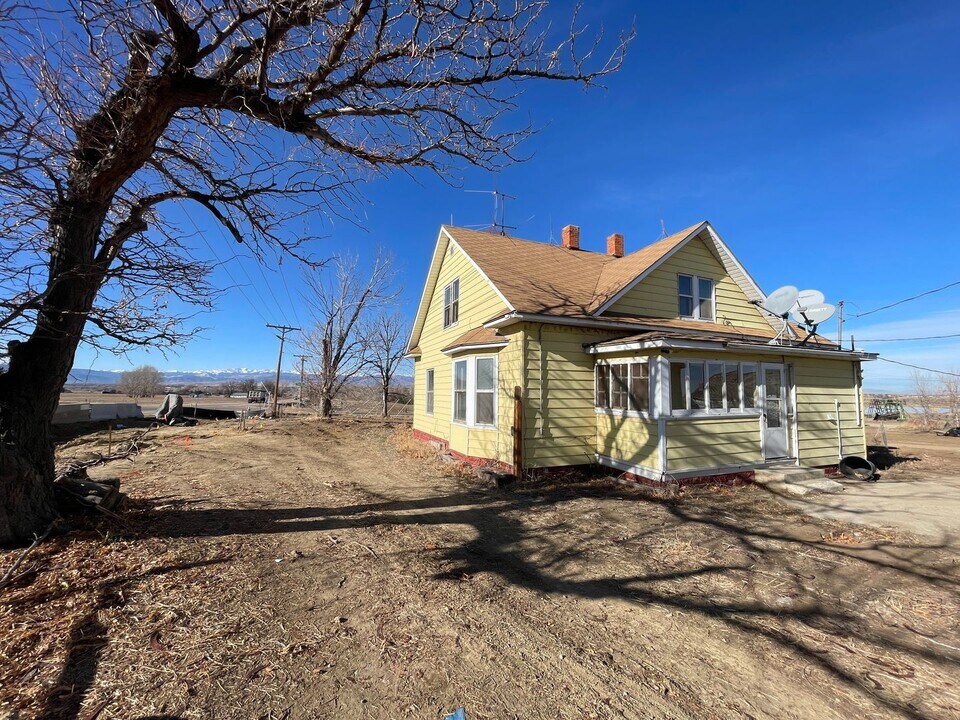 6028 County Rd 3 1/4 in Erie, CO - Building Photo