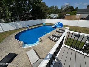 18 Branch Rd in Ocean Township, NJ - Building Photo - Building Photo