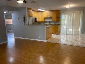 4237 Oak Terrace Dr in Greenacres, FL - Building Photo