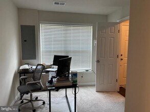 7118 Rowlock Aly in Beltsville, MD - Building Photo - Building Photo