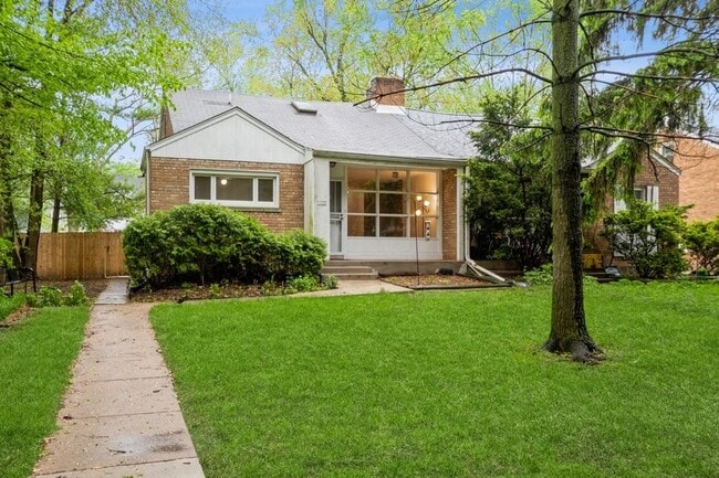 property at 1725 Ashland Ave